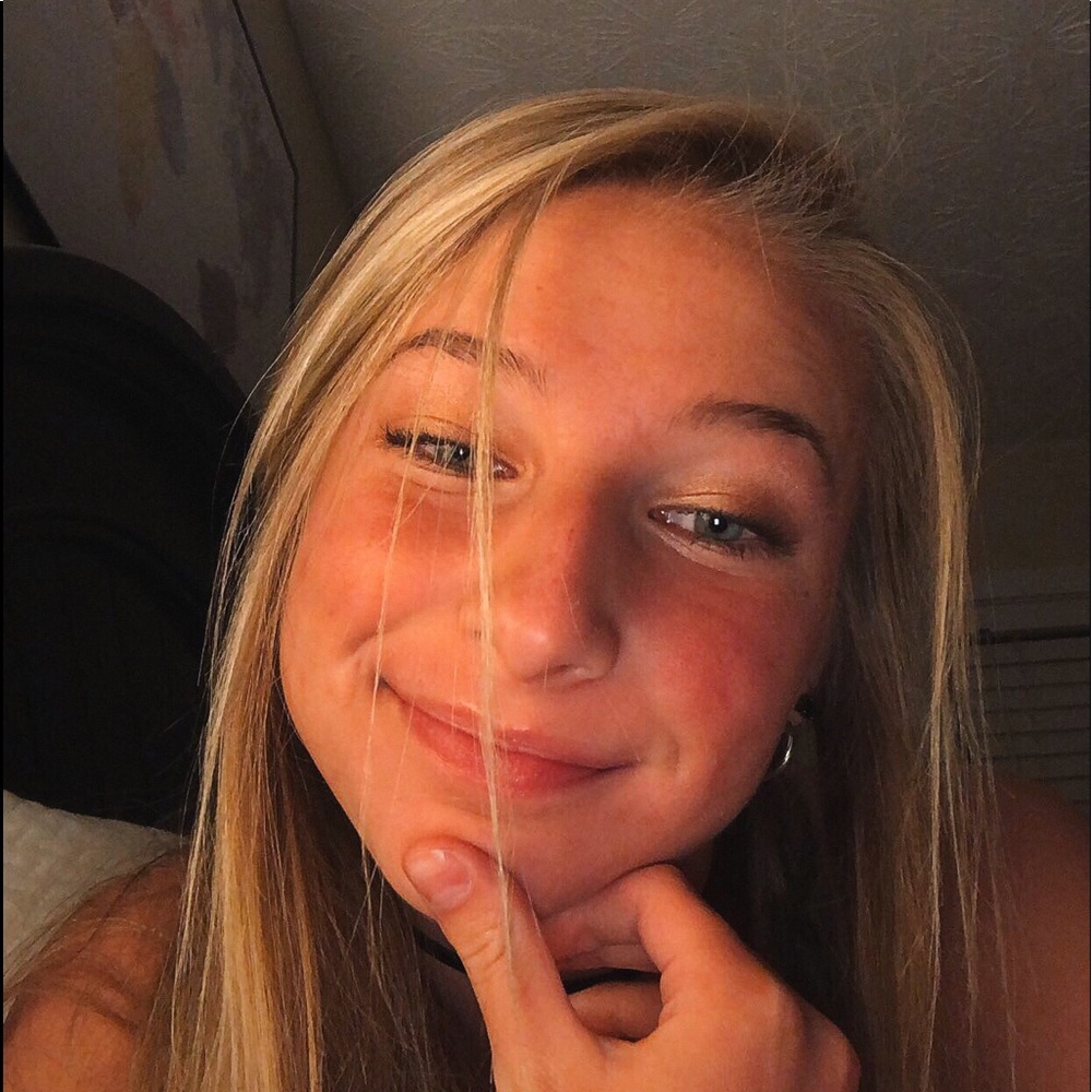 Meet your Posher, Kaylee